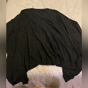 Lululemon black poncho with slits. One size